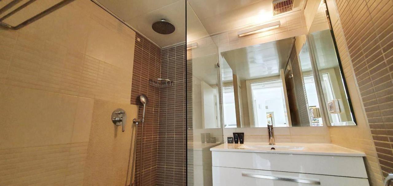Bnbisrael Apartments - Ramat Yam Marine Herzelia エクステリア 写真