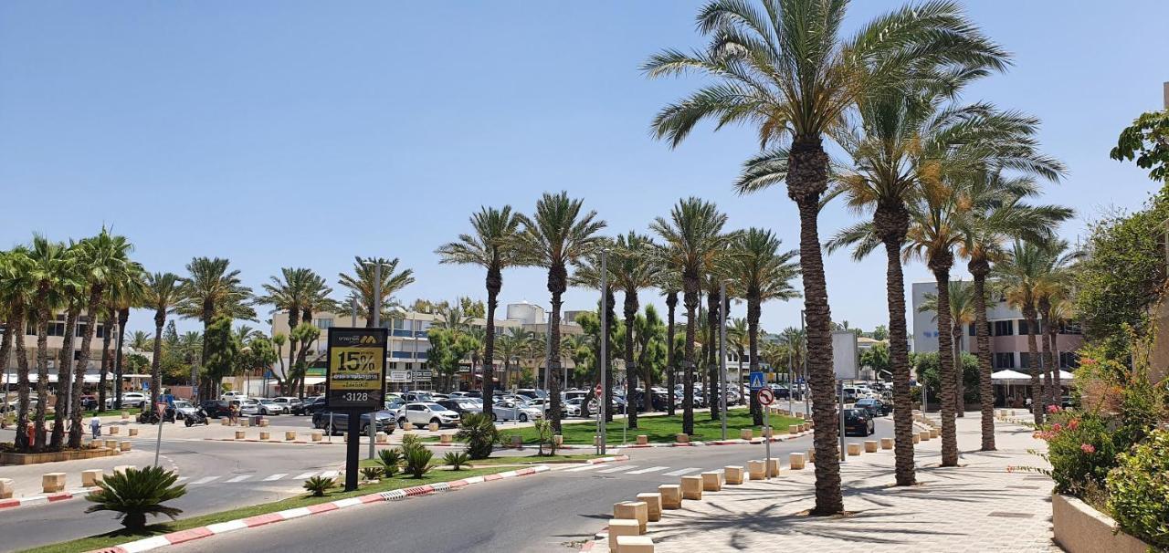 Bnbisrael Apartments - Ramat Yam Marine Herzelia エクステリア 写真