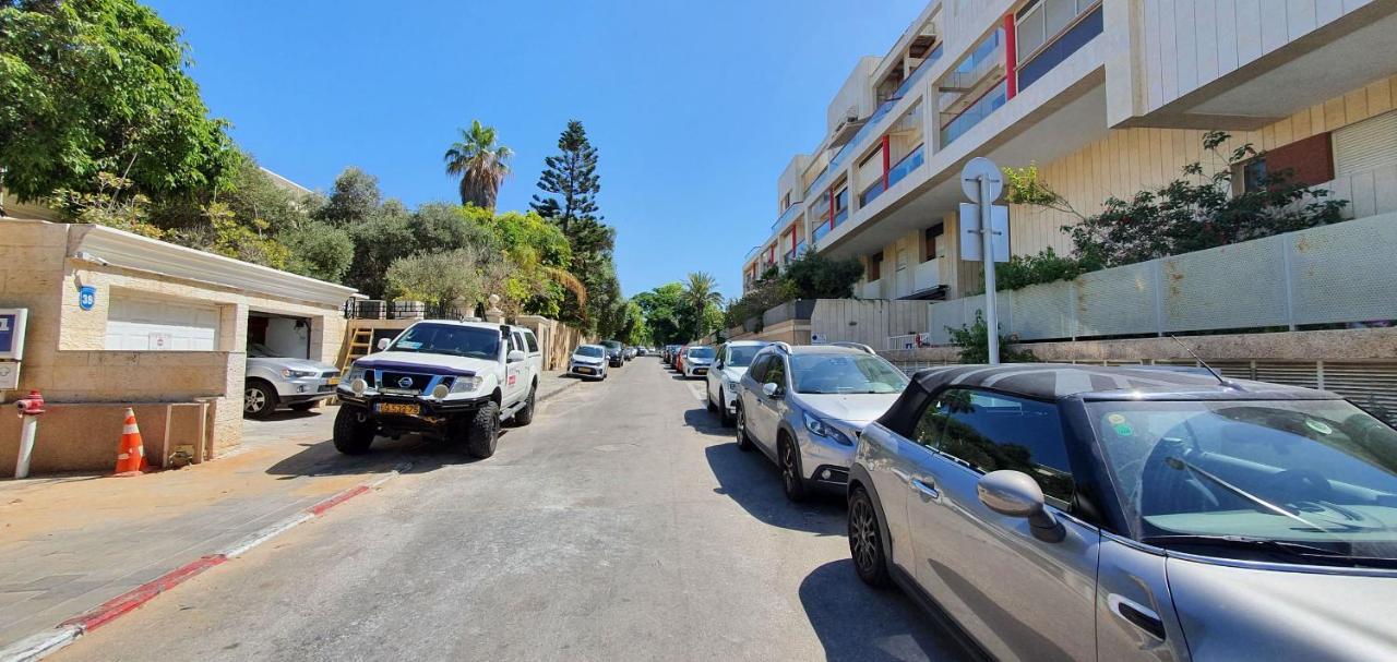 Bnbisrael Apartments - Ramat Yam Marine Herzelia エクステリア 写真